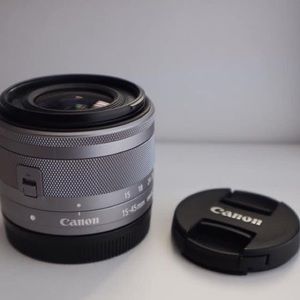 Canon Refurbished EOS M50 15-45mm Lens